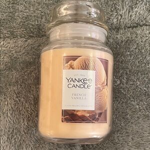 Yankee Candle French Vanilla Jar - Soft Cream